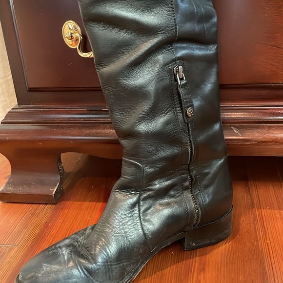 Black leather over the knee boots | size 6 - Picture 3 of 9